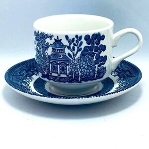 Vtg Churchill England Blue Willow Cup & Saucer Blue‎ White Tea Coffee Fine China